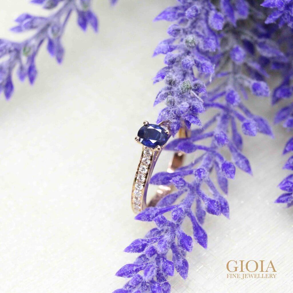 Blue sapphire engagement ring from heirloom jewellery - bespoke engagement ring for wedding proposal | Local Singapore Customised Jeweller